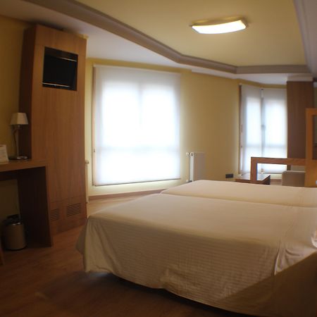 Hotel Nordes Burela Zewnętrze zdjęcie