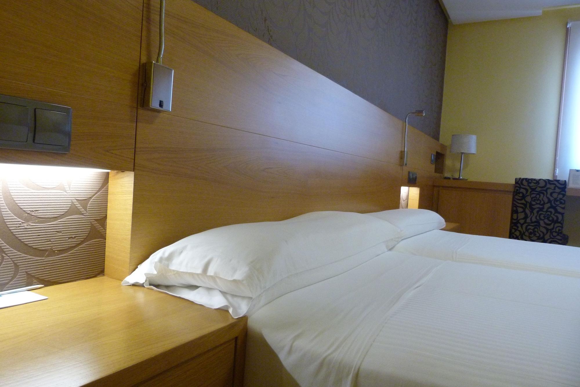 Hotel Nordes Burela Zewnętrze zdjęcie