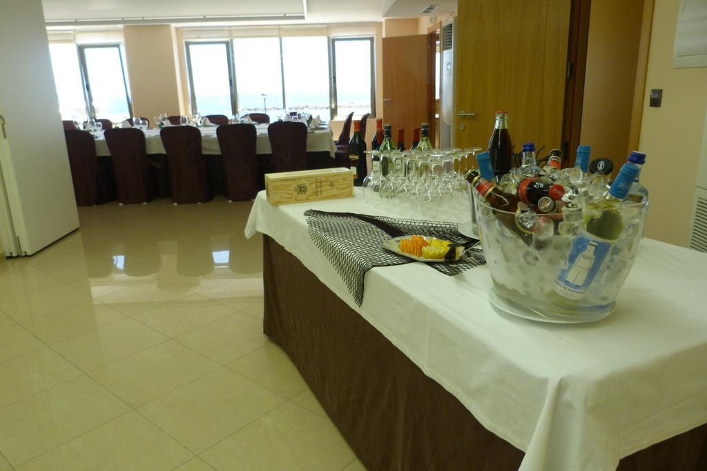 Hotel Nordes Burela Zewnętrze zdjęcie
